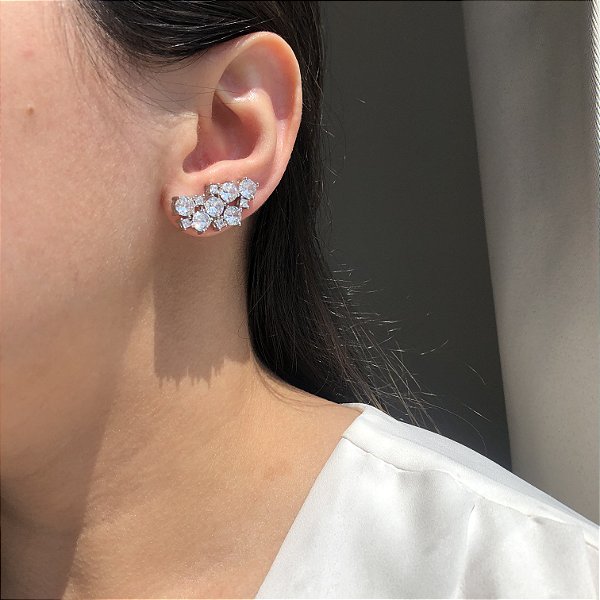 Brinco Ear Cuff Ponto de Luz Banhado a Ródio Branco