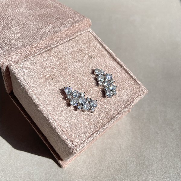 Brinco Ear Cuff Ponto de Luz Banhado a Ródio Branco