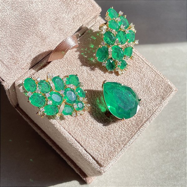 Conjunto Ear Cuff e Anel Esmeralda Fusion Banhado a Ouro