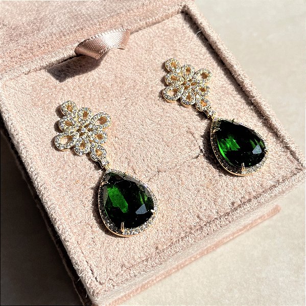 Brinco Arabesco Gota Esmeralda Banhado a Ouro