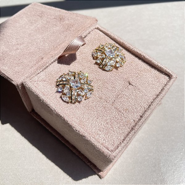 Brinco Square Banhado a Ouro