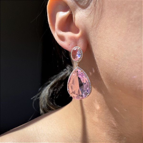 Brinco Gota Light Pink Borda Cravejada Banhado a Ouro