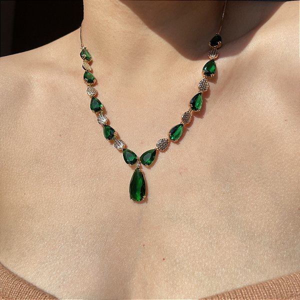 Colar Luxo Gotas Verde Esmeralda Banhado a Ouro