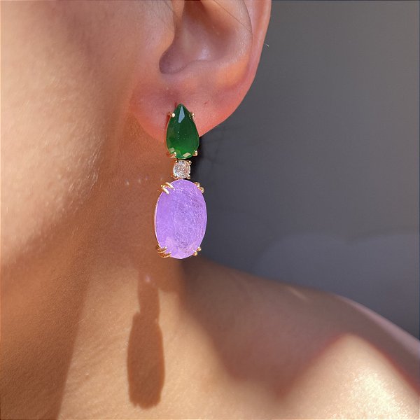 Brinco Oval Bicolor Verde Esmeralda e Ametista/Roxo Claro Fusion Banhado a Ouro