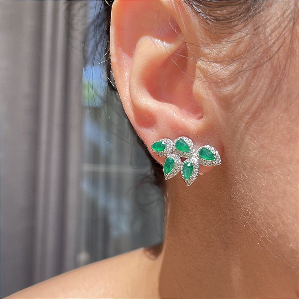 Brinco Ear Cuff Mini Leaf Navetes Verde Esmeralda Fusion Banhado a Ródio Branco