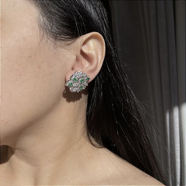 Brinco Ear Cuff Leaf Navetes Esmeralda Fusion Banhado a Ródio Branco