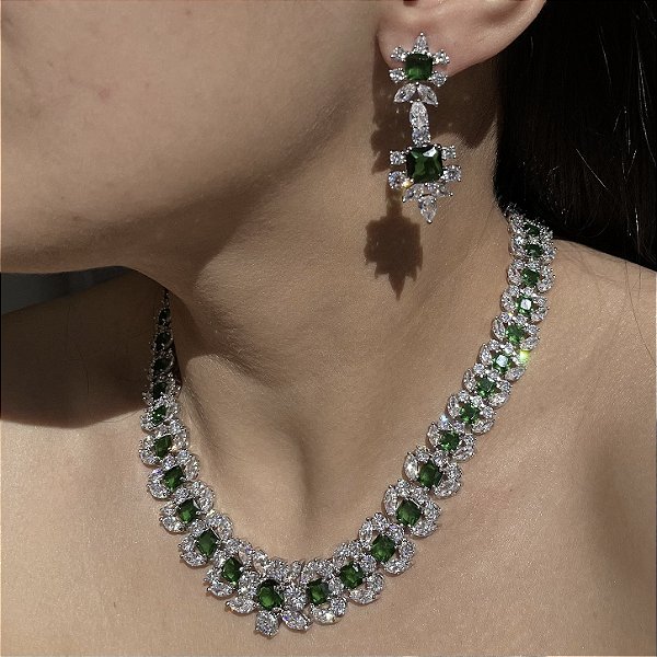 Conjunto Luxo Square Verde Esmeralda Banhado a Ródio Branco
