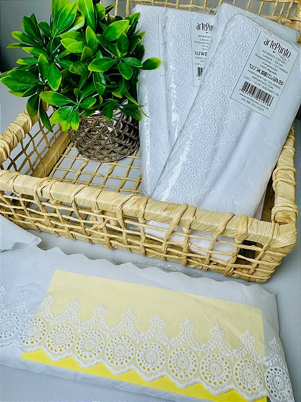 Bordado Inglês Ref: BA024 (Branco)