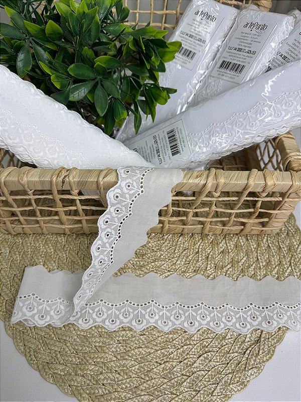 Bordado Inglês Ref: BA030 (Branco)