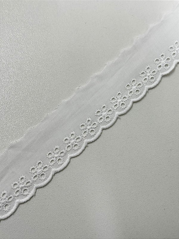 Bordado Inglês Ref: BA035 (Branco)