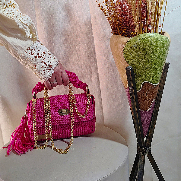Estojo Pink com corrente