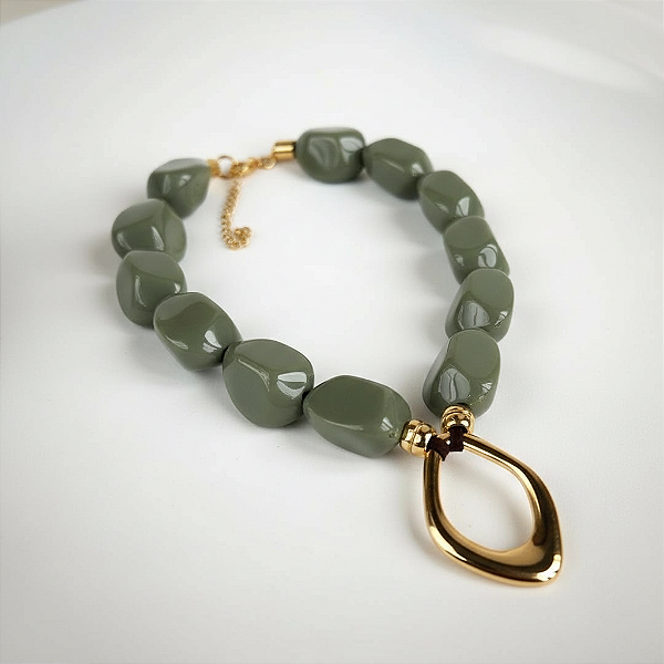 Colar Martina Verde Oliva