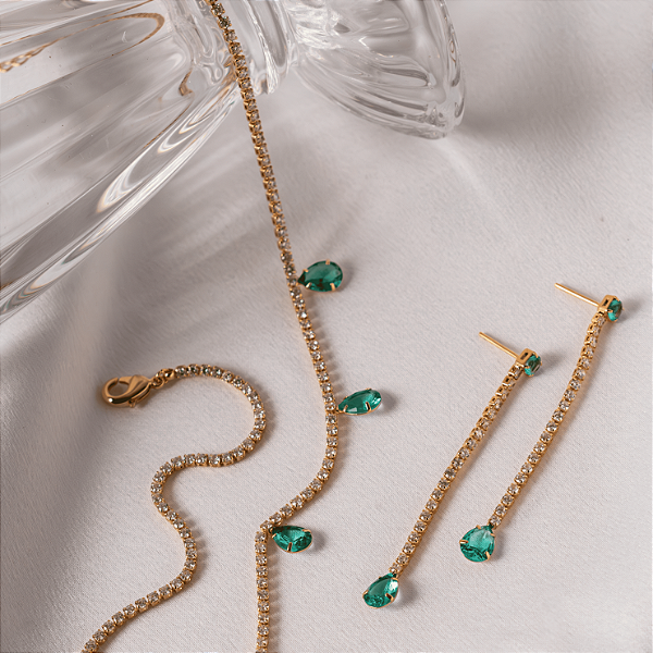 CONJUNTO SEMIJOIA RIVIERA GOTAS CRISTAIS CONFECCIONADO EM BANHO DE OURO 18K