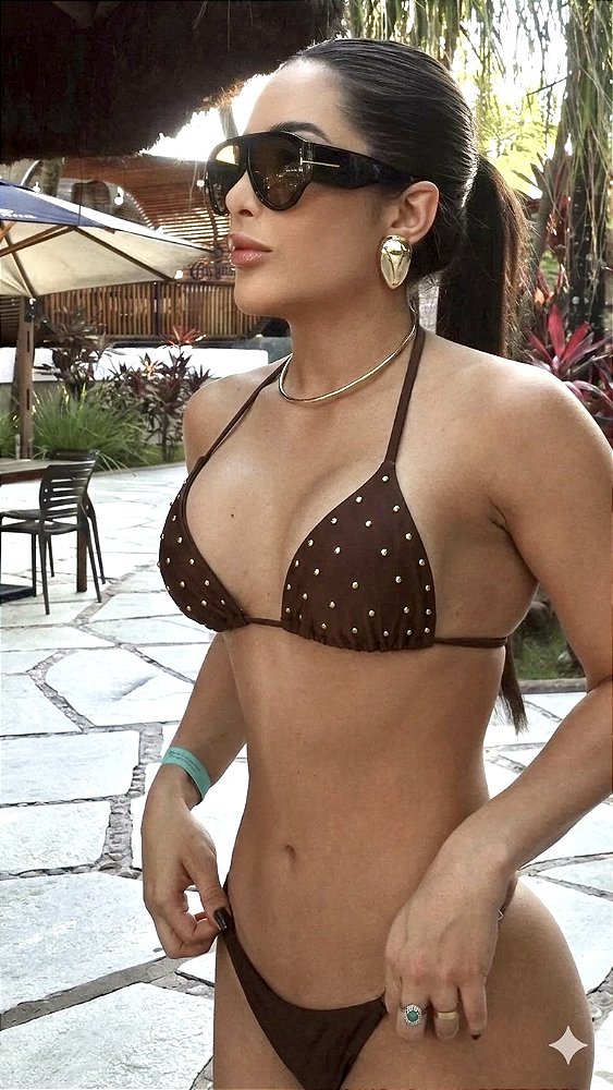 BIQUÍNI CORTININHA MARROM COM DETALHES EM DOURADO