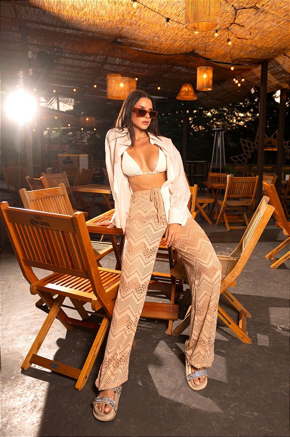 CALÇA CARGO DE RENDA BEGE