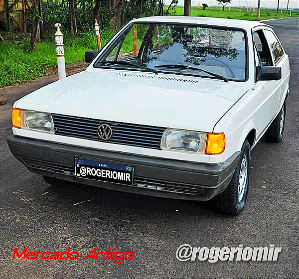 Gol 1000 Placa Preta