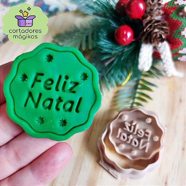 Cortador e Carimbo para Biscoitos Feliz Natal - com puxador incluso e bordas finas