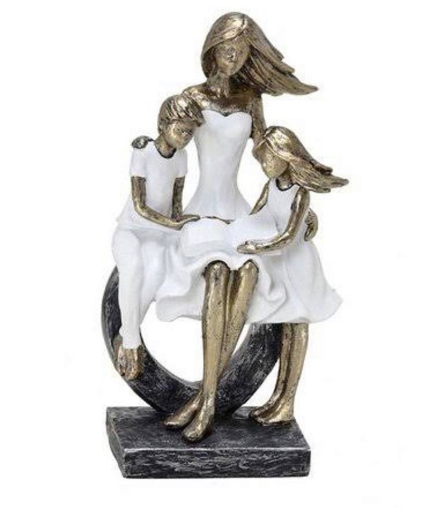 Estatueta Mãe e Filhos Fazendo Leitura - Mabruk