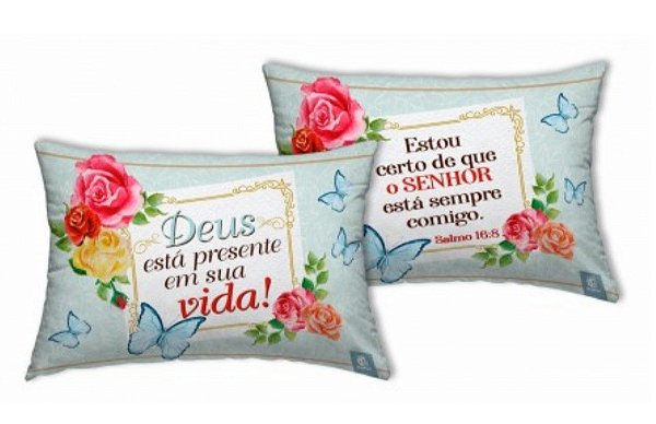 Almofada Retangular Pequena Deus Está Presente