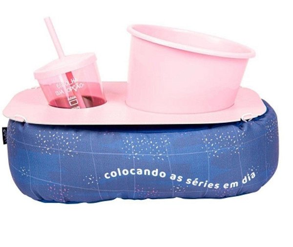 Almofada De Pipoca Colocando as Séries Em Dia