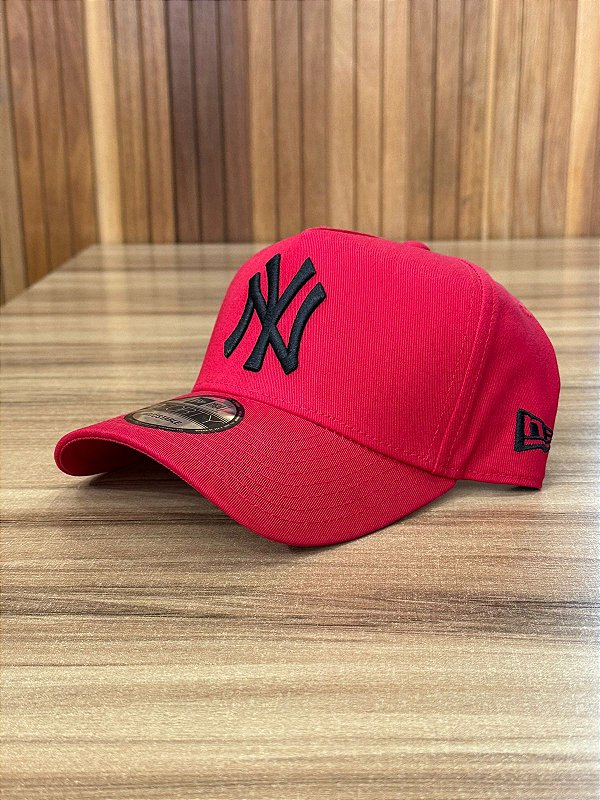 BONÉ NEW ERA NY YANKEES MBV19BON148 VERMELHO