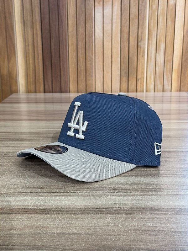 Boné New Era LA Dodgers Chumbo e Bege MBV25BON090
