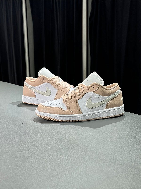 Tênis Air Jordan 1 Low Dc0774120