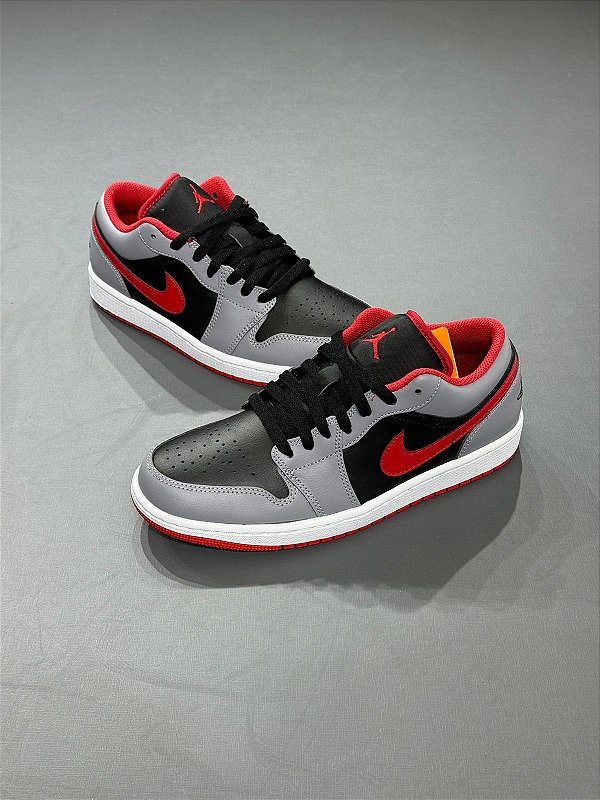 TÊNIS AIR JORDAN 1 LOW 553558-060