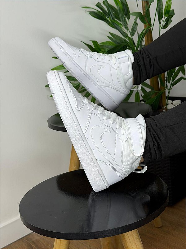Ténis Nike Borough Mid 2 Wht/Wht