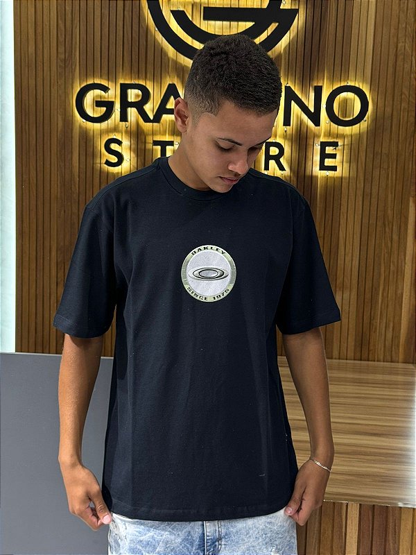 Camiseta Oakley Preta FOA406038