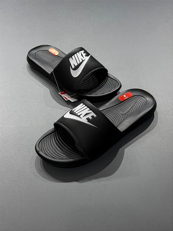 Slide Nike Victori One Preto