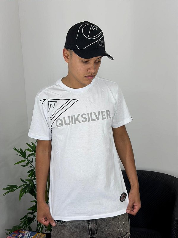 Camiseta Quiksilver EmbSide Omni Branca Q471A1052