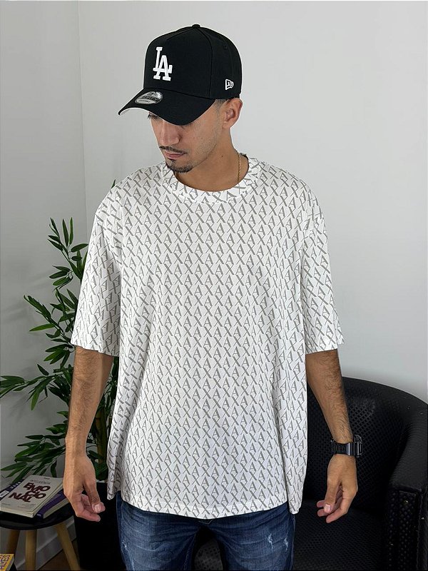 Camiseta Armani Exchange Branca XM001228AF103569