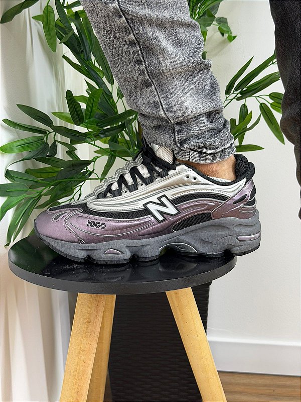Tenis New Balance 1000 Berinjela e Cinza Metalico