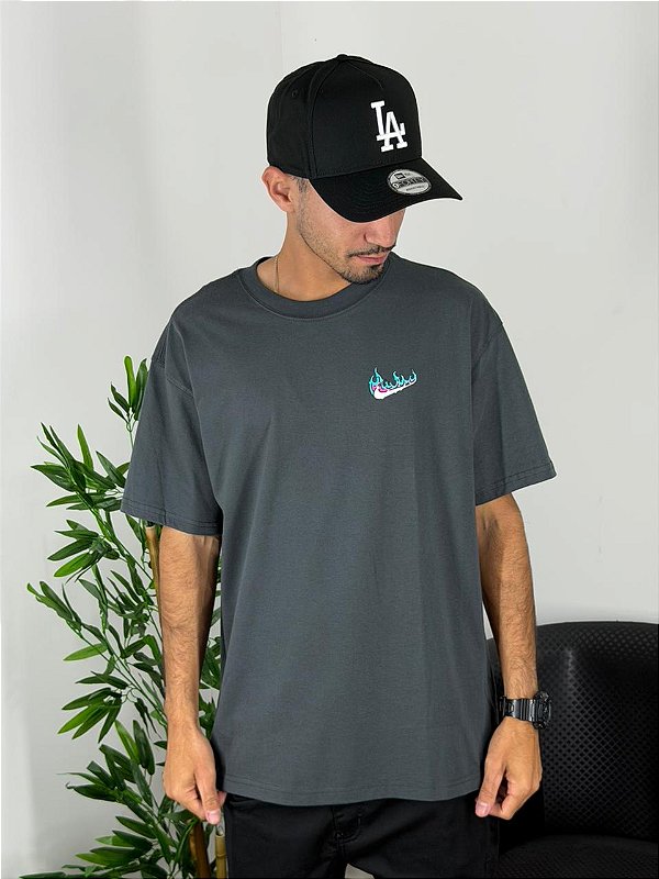 Camiseta Nike Cinza Escuro HQ9256-060