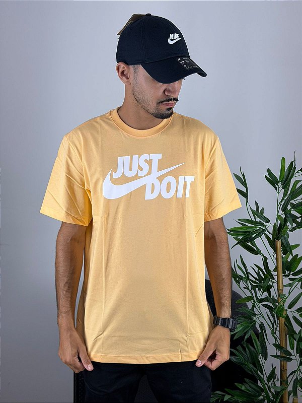 Camiseta Nike Damasco AR5006-734