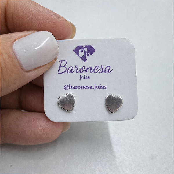 BRINCO PRATA DE CORAÇÃO LISO - PEQUENO