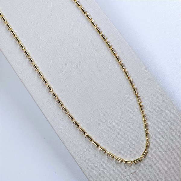 CHOCKER DOURADA RETANGULAR COM PEDRAS DE ZIRCÔNIAS BRANCAS 30+10CM