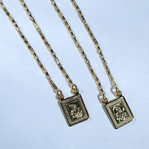 ESCAPULÁRIO DOURADO CORRENTE CARTIER - MEDALHA PEQUENA
