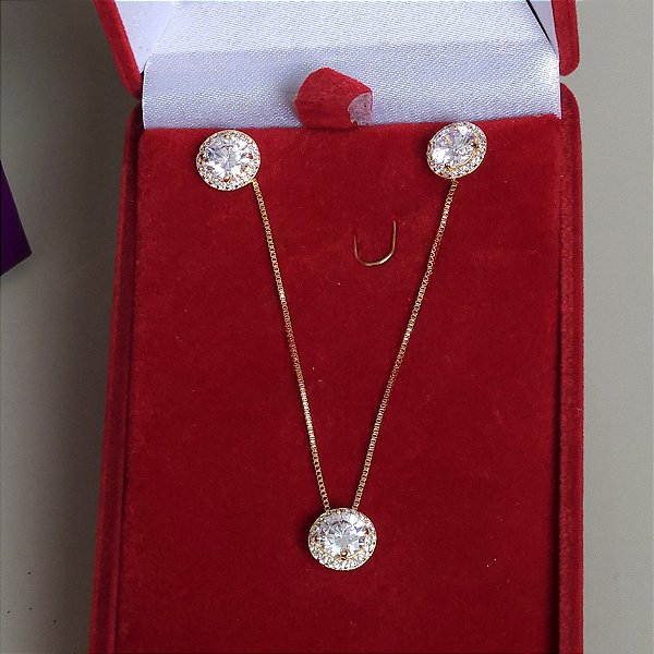 CONJUNTO DOURADO BRINCO E COLAR COM PONTO DE LUZ NO MEIO E ZIRCÔNIAS BRANCAS AO REDOR - 45CM