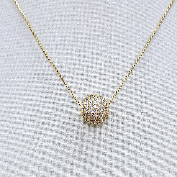 CHOCKER DOURADO COM PINGENTE ESFERA TODO CRAVEJADO
