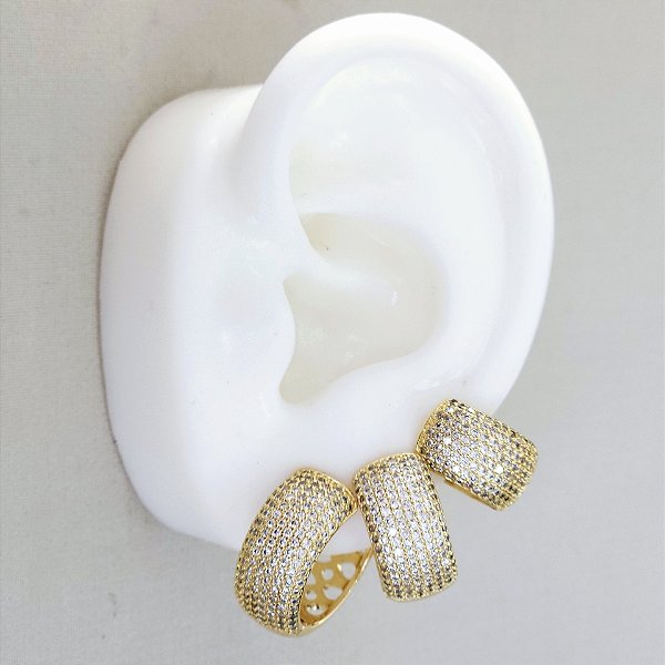 TRIO DE ARGOLAS DOURADAS DA MAIOR PARA MENOR LARGA COM 8 FIOS CRAVEJADOS