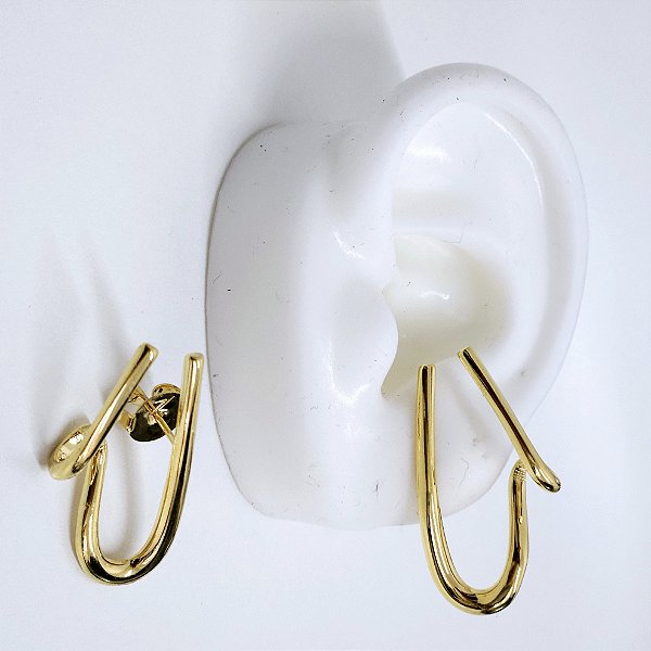 BRINCO DOURADO FILETE FINO LISO TORCIDO