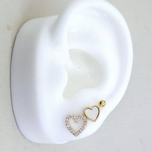 TRIO DE BRINCOS DOURADOS BOLINA, CORAÇÃO EM MADREPEROLA E CRAVEJADO VASADO