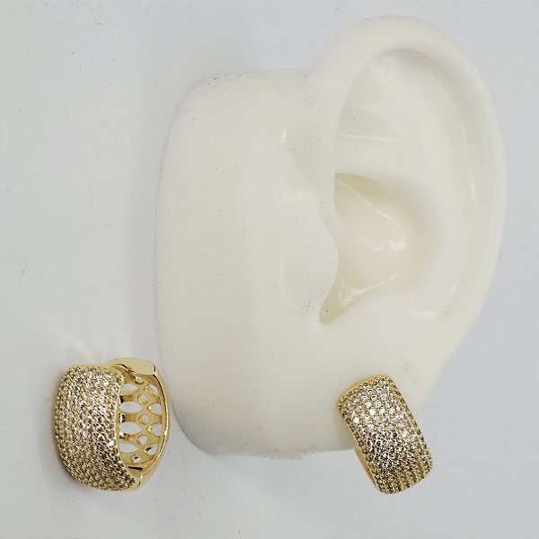 ARGOLAS DOURADAS LARGA COM 8 FIOS CRAVEJADOS MEDIA