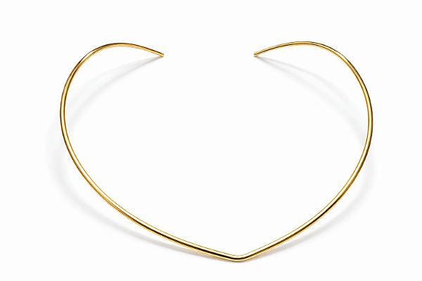 CHOCKER DOURADA ARO FINO FORMATO V