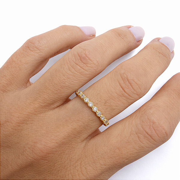 ANEL DOURADO COM BOLINHAS CRAVEJADAS