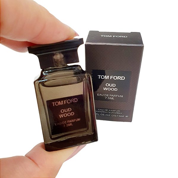 Miniatura Perfume Masculino Oud Wood Tom Ford - 7,5 ml - Original - Kaory  Perfumaria - Perfumes Originais & Decants