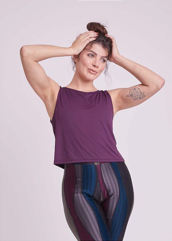 Regata Cropped Em Crepe Vinho