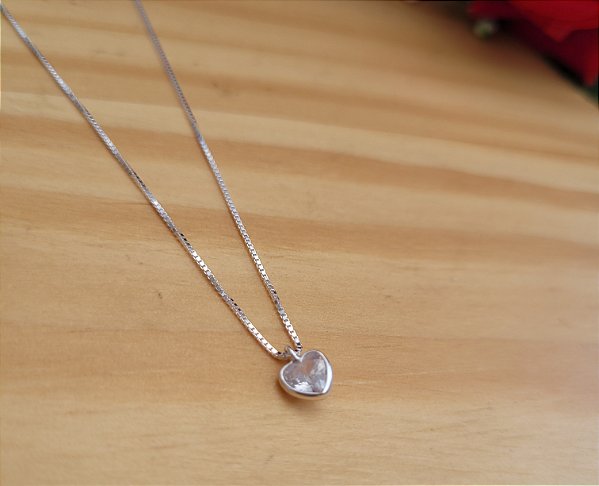 Colar Ponto de Luz Coração Cravação Inglesa - Prata 925